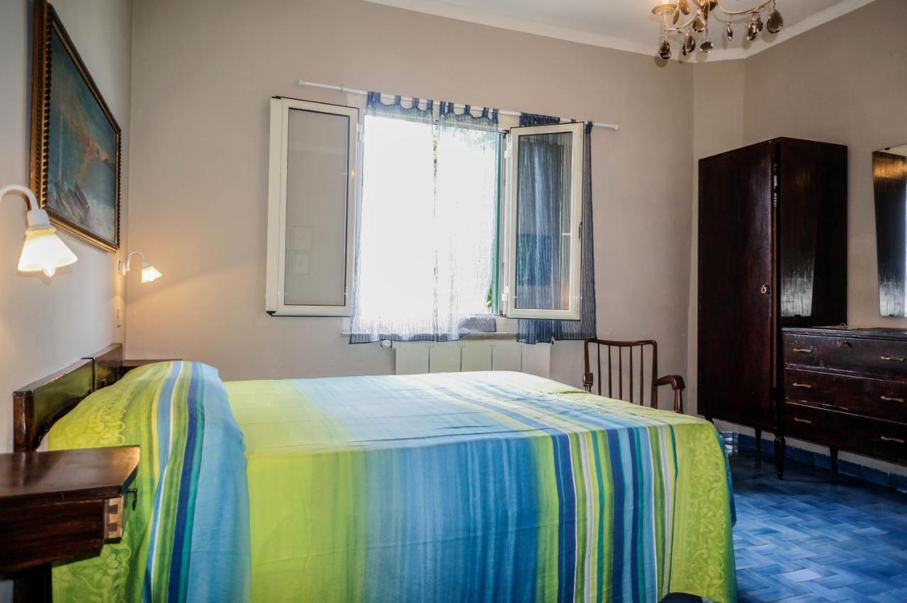 Casa Cambini Bed & Breakfast Marina di Massa Exterior photo